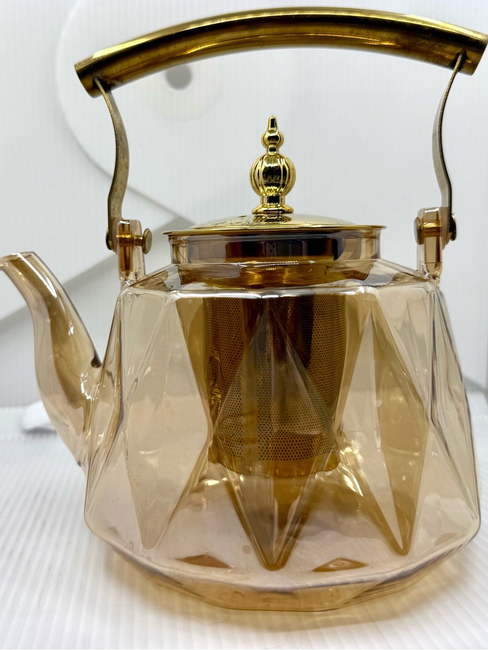 Charbrew Patterned Amber Borosilicate 1000 ml Teapot Gold Lid Infuser & Handle - Picture 3 of 6